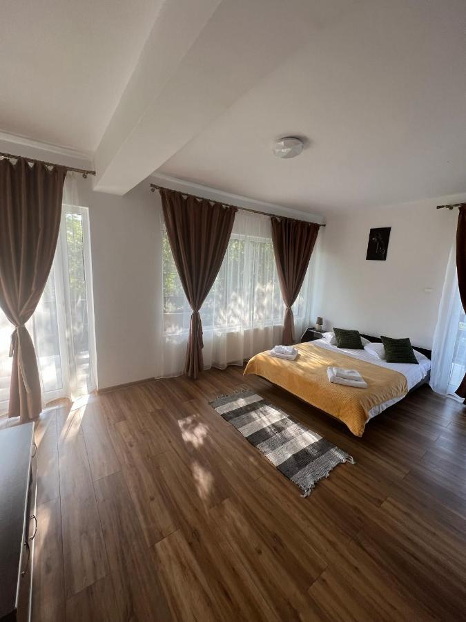 Vila Vibrant Μπραν Εξωτερικό φωτογραφία