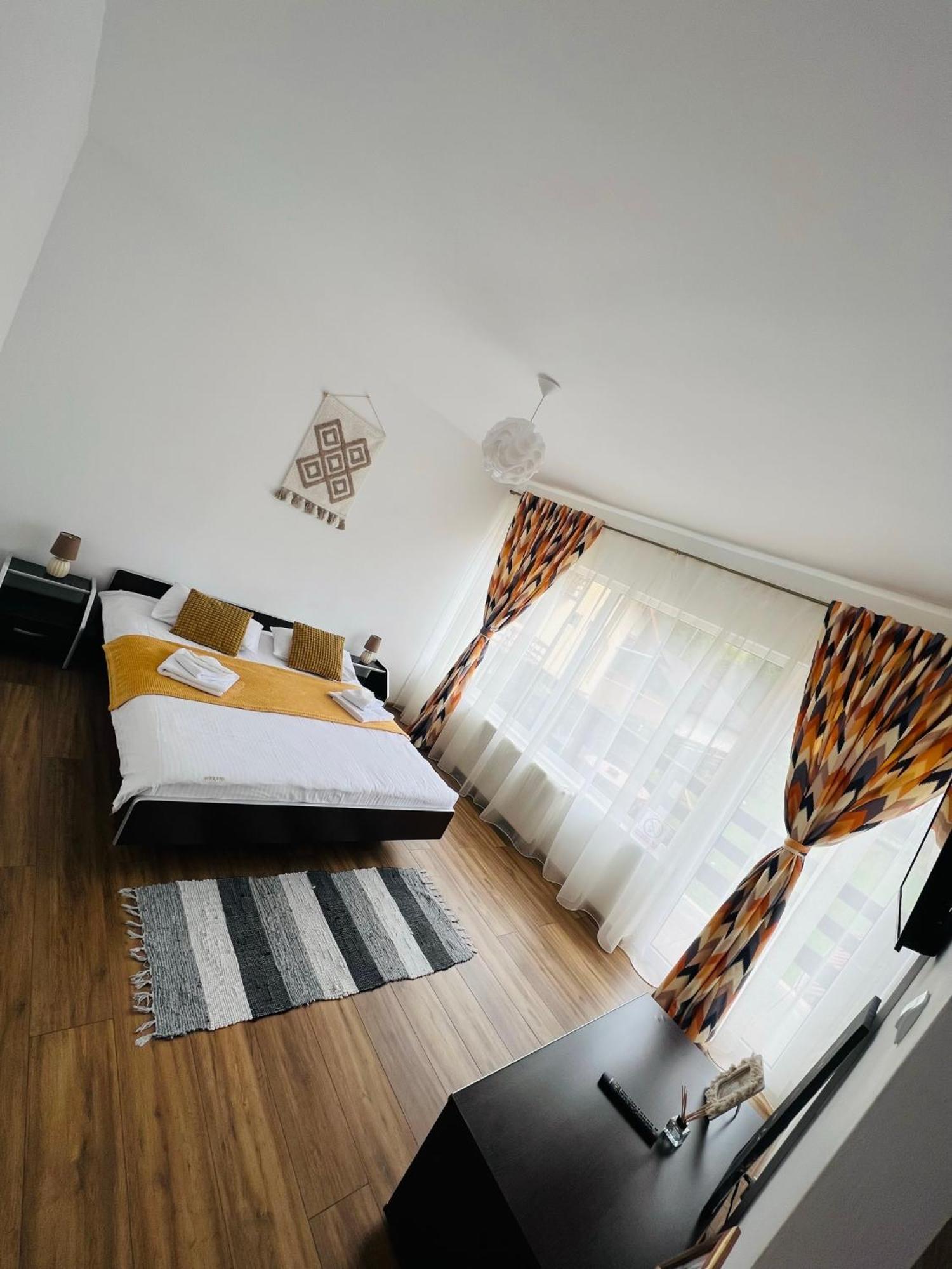 Vila Vibrant Μπραν Εξωτερικό φωτογραφία